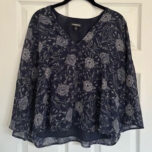 Express Floral Print V-Neck Kimono Sleeve Blouse